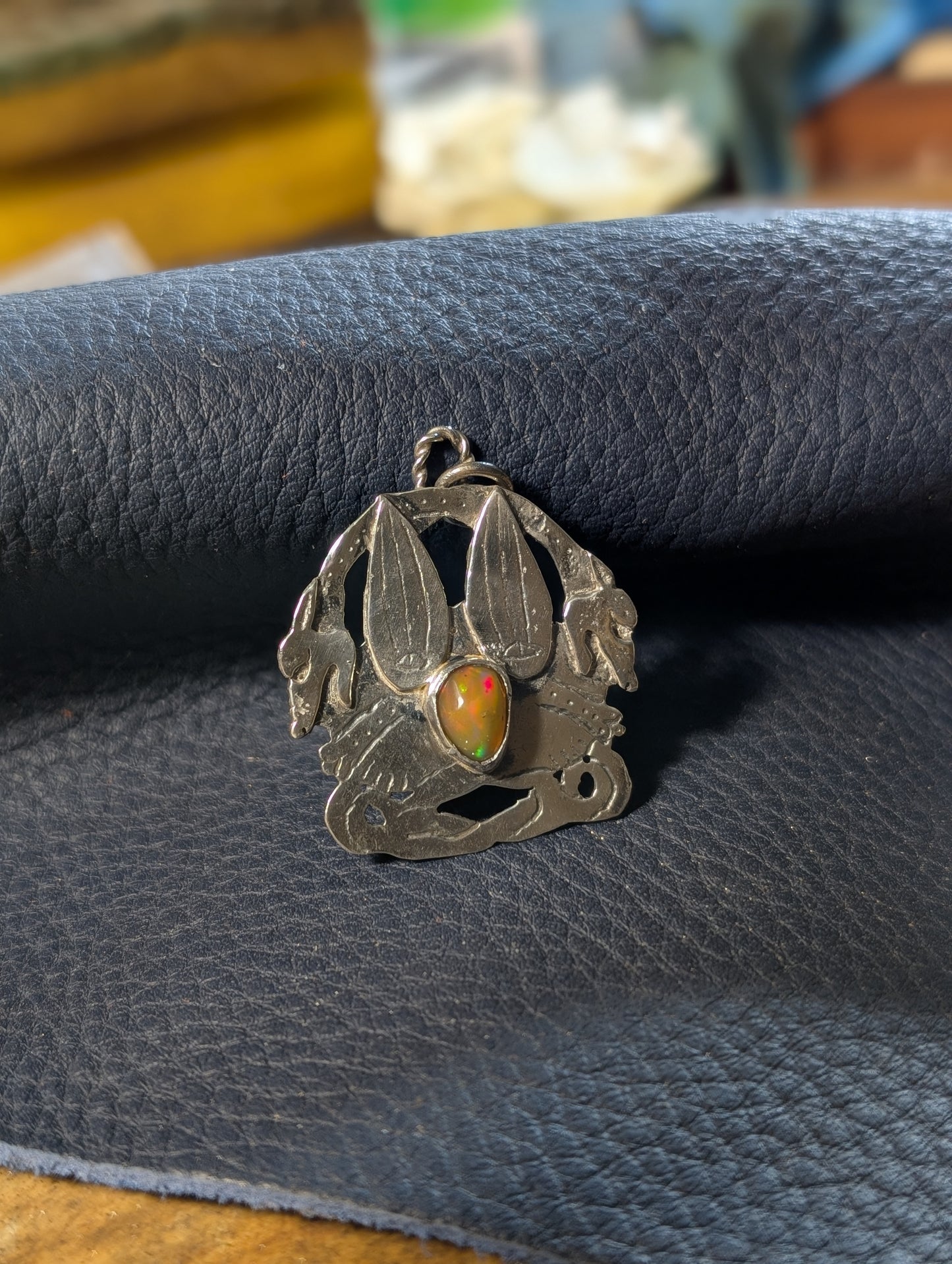 Draghi dei capitelli della Basilica di San Michele Maggiore di Pavia