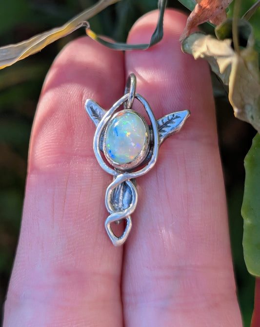 Evenstar con opale etiope