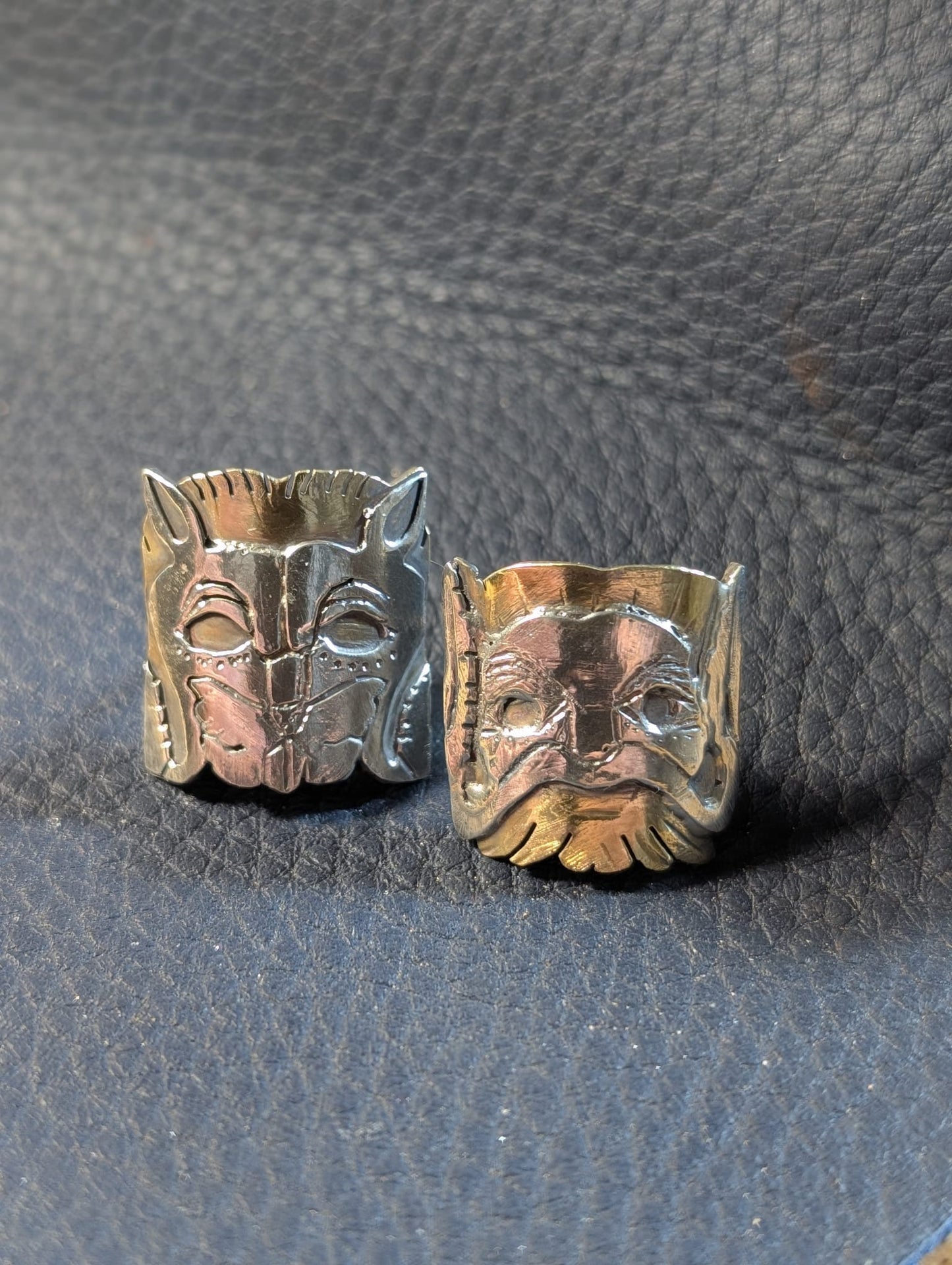 Orecchini creature capitelli della Basilica di San Michele Maggiore di Pavia